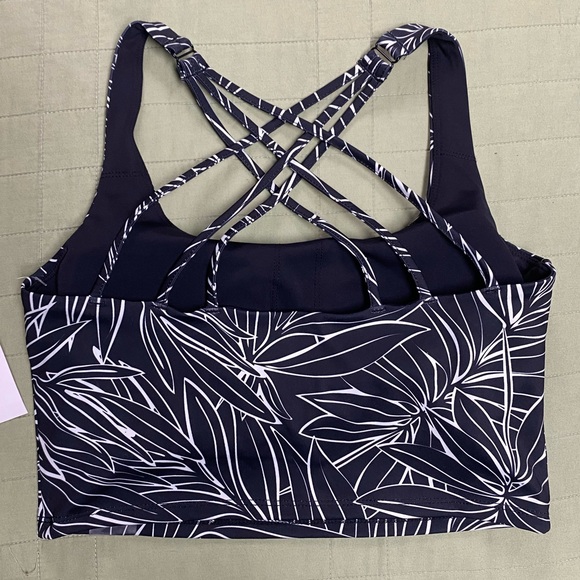 DIP NWT SUPER CUTE SPORTS BRA - Picture 2 of 2